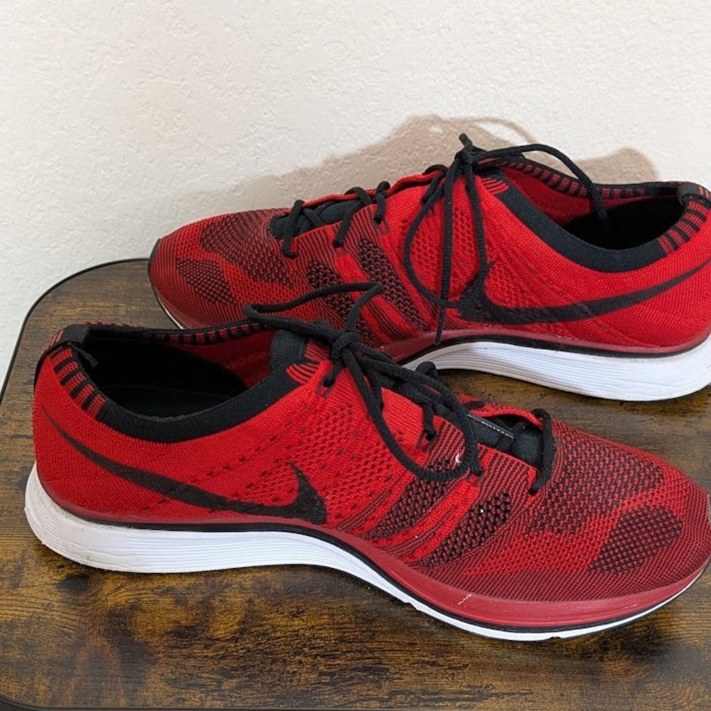 Nike Flyknit Racer Mens Red Black Athletic Running Shoes Sneakers Size 11 - Picture 11 of 15